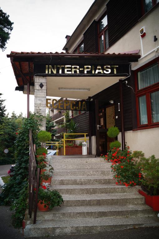 Ow Inter Piast Kalbornia - Z Wlasna Plaza Z Kapieliskiem I Przystania Dąbrówno Eksteriør bilde