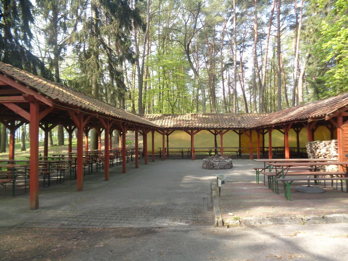 Ow Inter Piast Kalbornia - Z Wlasna Plaza Z Kapieliskiem I Przystania Dąbrówno Eksteriør bilde
